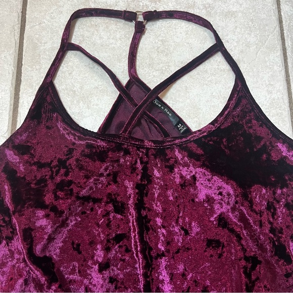 NWOT Doe & Rae Burgundy Flowy Cami Tunic Tank Top - Picture 5 of 11